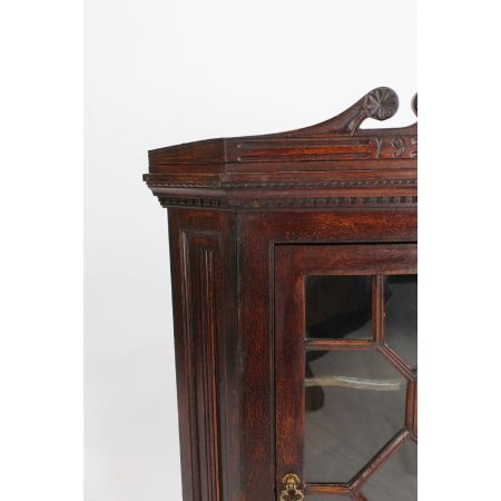 Antiker Hänge-Eckvitrine