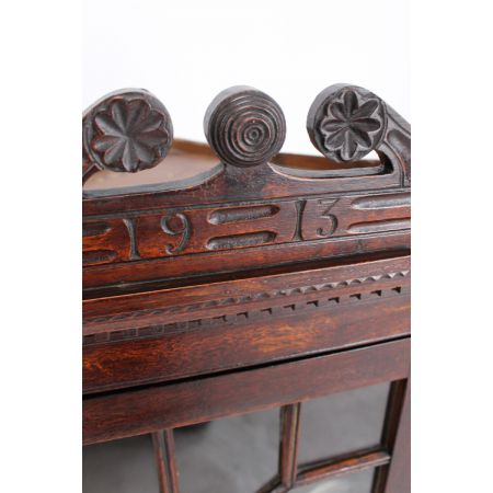 Antiker Hänge-Eckvitrine