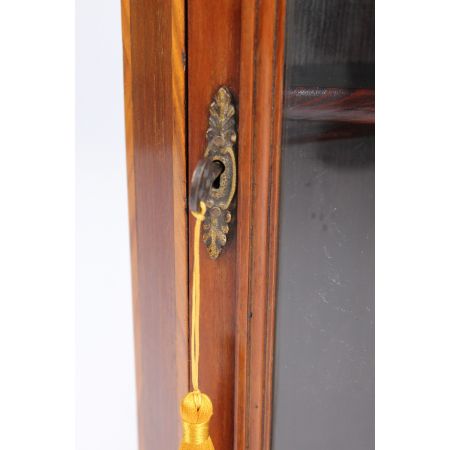 Kleiner Hängeschrank aus Mahagoni