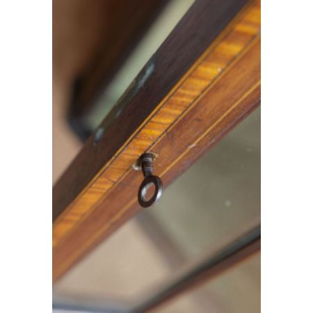 Antiker Eck-Hängeschrank