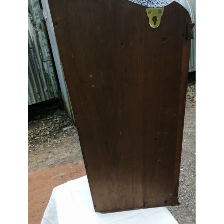 Kleiner antiker Eckschrank aus Mahagoni