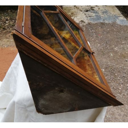 Kleiner antiker Eckschrank aus Mahagoni