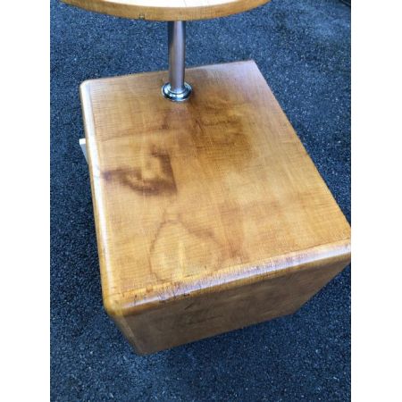 Art Deco Nachttisch von 1920