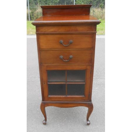 Antiker Notenschrank aus Mahagoni