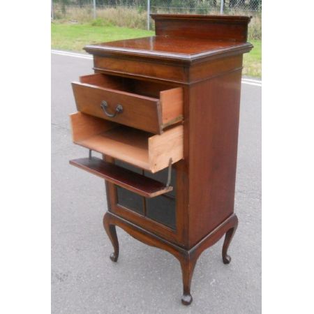 Antiker Notenschrank aus Mahagoni