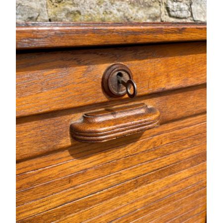 Antiker Aktenschrank aus Eichenholz