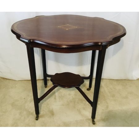 Antiker Beistelltisch mit Intarsien