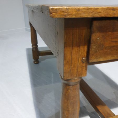 Antiker französischer Landhaus Esstisch, ca. 1750