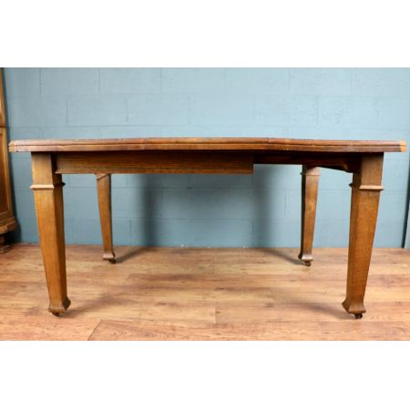 Antiker Arts and Craft Esstisch aus Eichenholz, ca. 1900