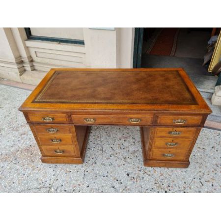 Großer antiker Pedestal Desk aus Eichenholz, ca. 19. Jahrhundert