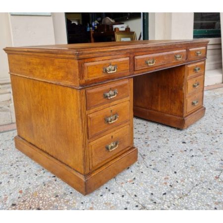Großer antiker Pedestal Desk aus Eichenholz, ca. 19. Jahrhundert