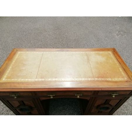 Viktorianische Maple & Co. Pedestal Desk