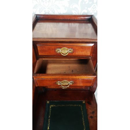 Viktorianischer Mahagoni Pedestal Dickens Desk