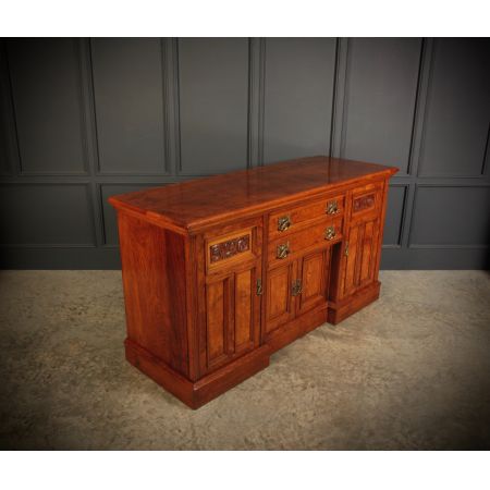 Engliches massives Pollard Eichenholz Sideboard von Thomas Turner