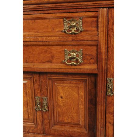 Engliches massives Pollard Eichenholz Sideboard von Thomas Turner