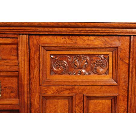 Engliches massives Pollard Eichenholz Sideboard von Thomas Turner