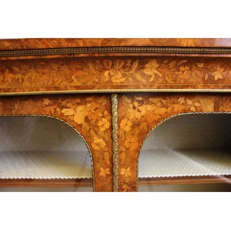 Antiks englische viktorianische Display Cabinet / Vitrine aus massivem Nussbaum