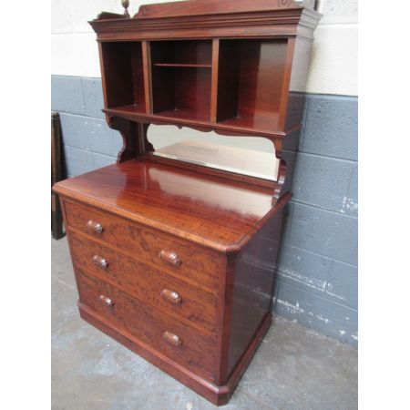 Englische viktorianische Mahagoni Kommode aus Massivholz