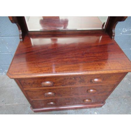 Englische viktorianische Mahagoni Kommode aus Massivholz