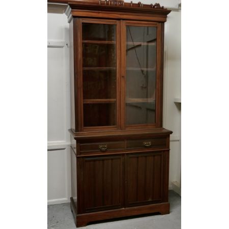 Englisches edwardianischer Bookcase / Bücherschrank aus Nussbaum