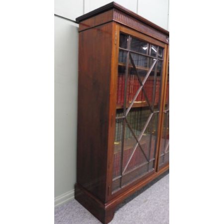 Edwardianisches antikes Bookcase