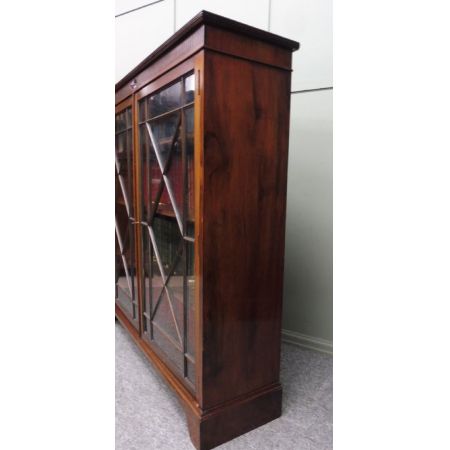 Edwardianisches antikes Bookcase