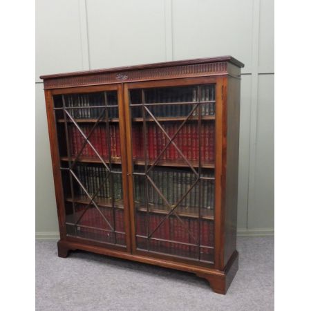 Edwardianisches antikes Bookcase