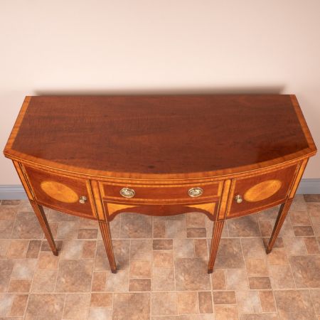 Englisches massives Mahagoni-Sideboard mit Intarsien