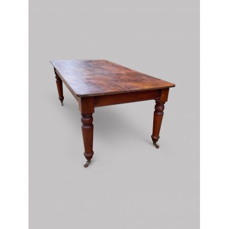 Englischer Landhaus Esstisch aus massivem Mahagoniholz