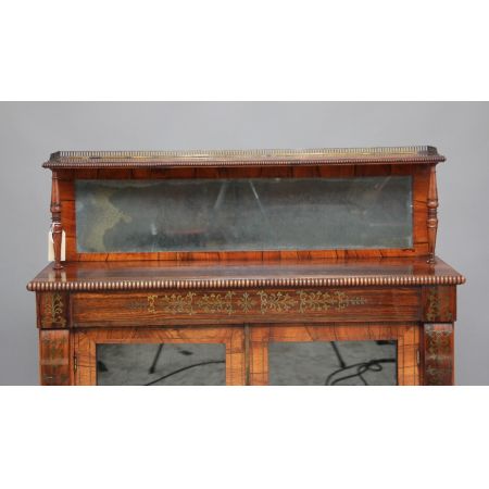 Englische Regency Kommode aus massivem Palisander und Messing mit Intarsien