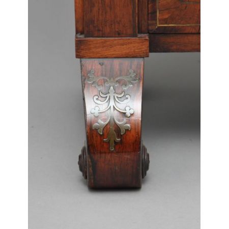 Englische Regency Kommode aus massivem Palisander und Messing mit Intarsien