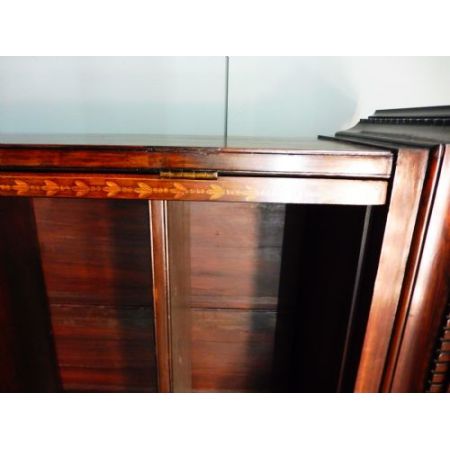 Antiker englischer offener Bücherschrank aus massivem Mahagoniholz