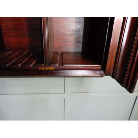 Antiker englischer offener Bücherschrank aus massivem Mahagoniholz