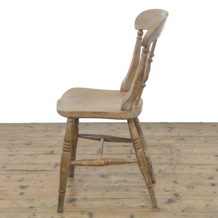 Satz von vier antiken Küchenstühlen aus Kiefer