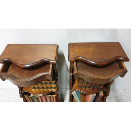 Zwerg Paar Wasserfall-Bücherregale aus massivem Nussbaum