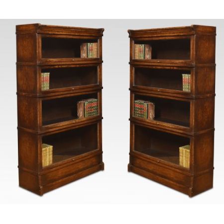 Paar vierteiliger Bücherregale aus Eichenholz