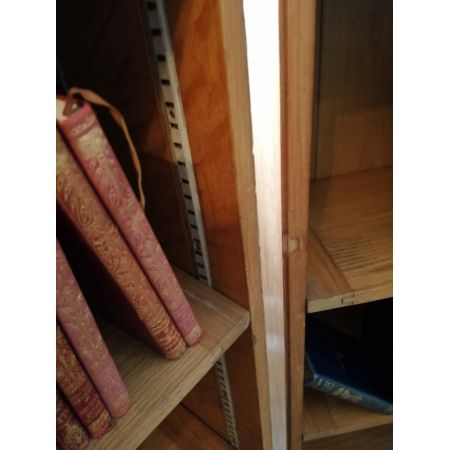 Antikes Bücherregal Paar