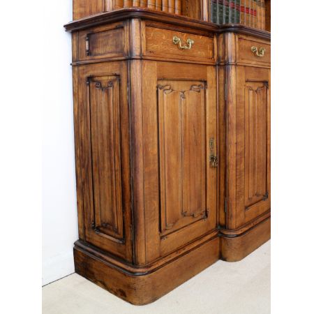  Bücherschrank  Breakfront Bookcase  aus Eiche im 