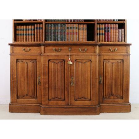  Bücherschrank  Breakfront Bookcase  aus Eiche im 