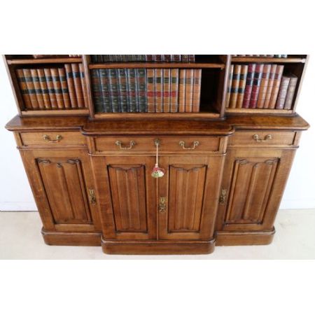  Bücherschrank  Breakfront Bookcase  aus Eiche im 