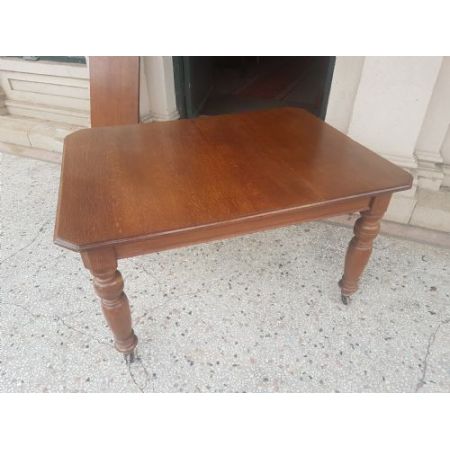 Antiker Eichenausziehtisch aus Massivholz