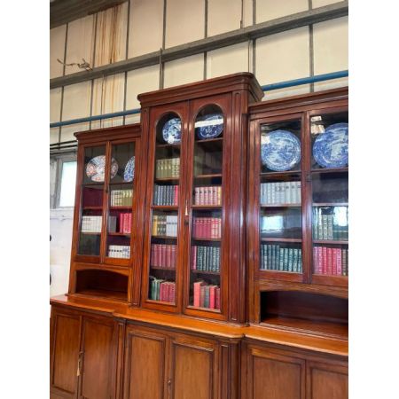 Großes Bücherregal aus Mahagoni von Richardson of Leeds im Landhausstil