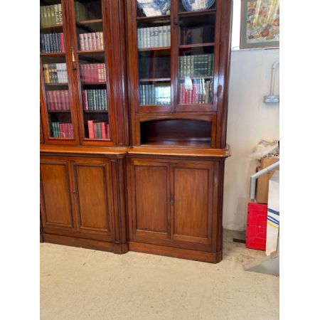 Großes Bücherregal aus Mahagoni von Richardson of Leeds im Landhausstil