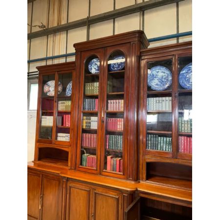 Großes Bücherregal aus Mahagoni von Richardson of Leeds im Landhausstil