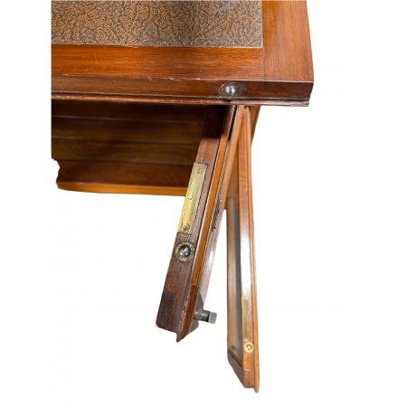 Nussbaum Bücherregal Paar aus Massivholz Globe wernicke