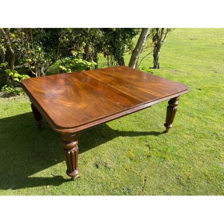 Ausziehbarer victorianischer Mahogani Esstisch / Dining Table