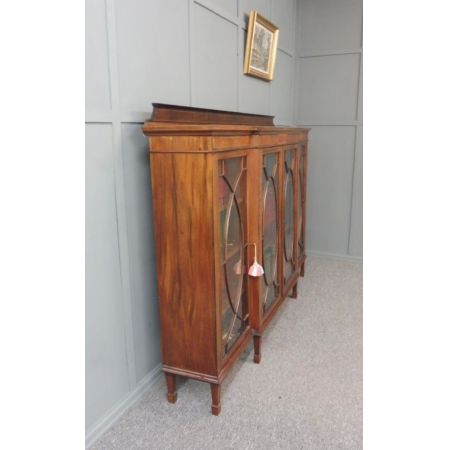 Großes Edwardianisches Bücherregal