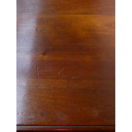 Massiver Nussbaum Esstisch