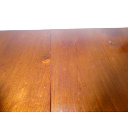 Massiver Nussbaum Esstisch