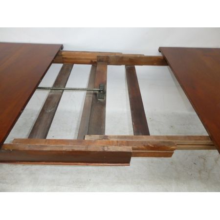 Massiver Nussbaum Esstisch